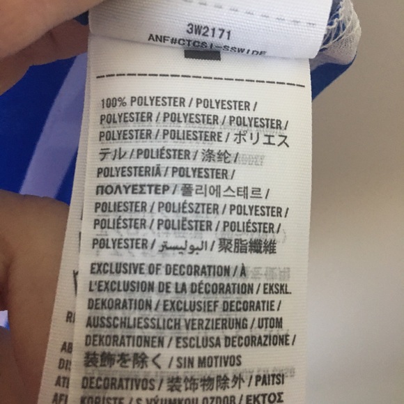 🌸 Hollister Blue and White Striped Sleeveless Top - Picture 4 of 4